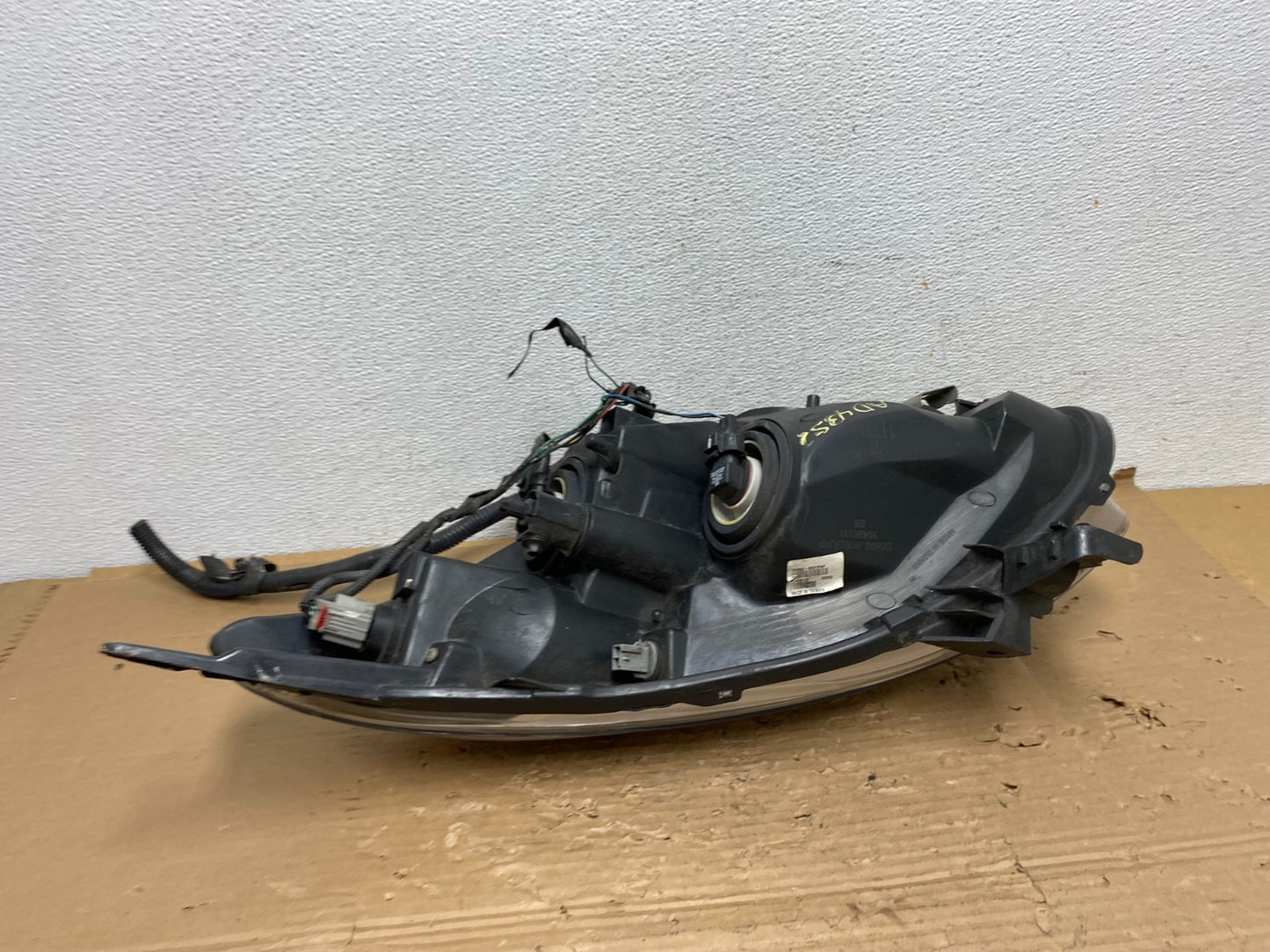 Sedan 2010 2011 2012 Nissan Altima Headlight Right Passenger Rh AD4352 DW4