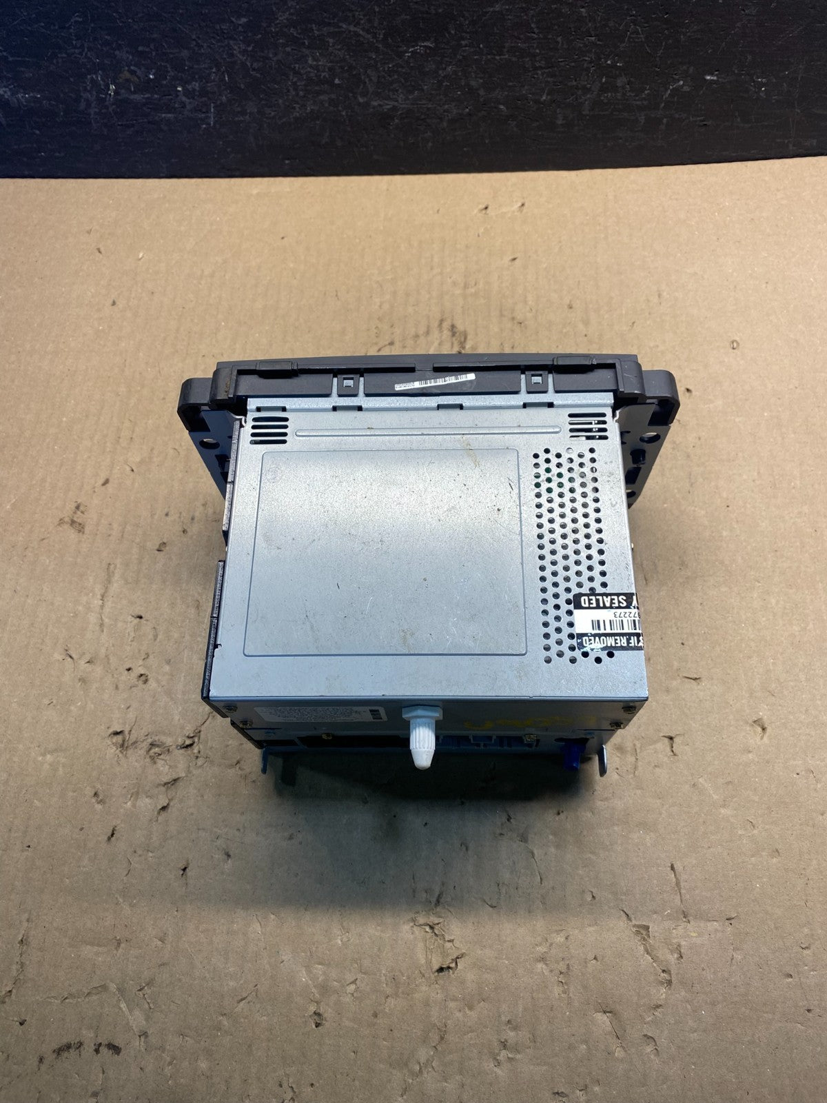 2010 2012 GMC Acadia Radio Display Screen AM/FM AUX ac8944 DG3