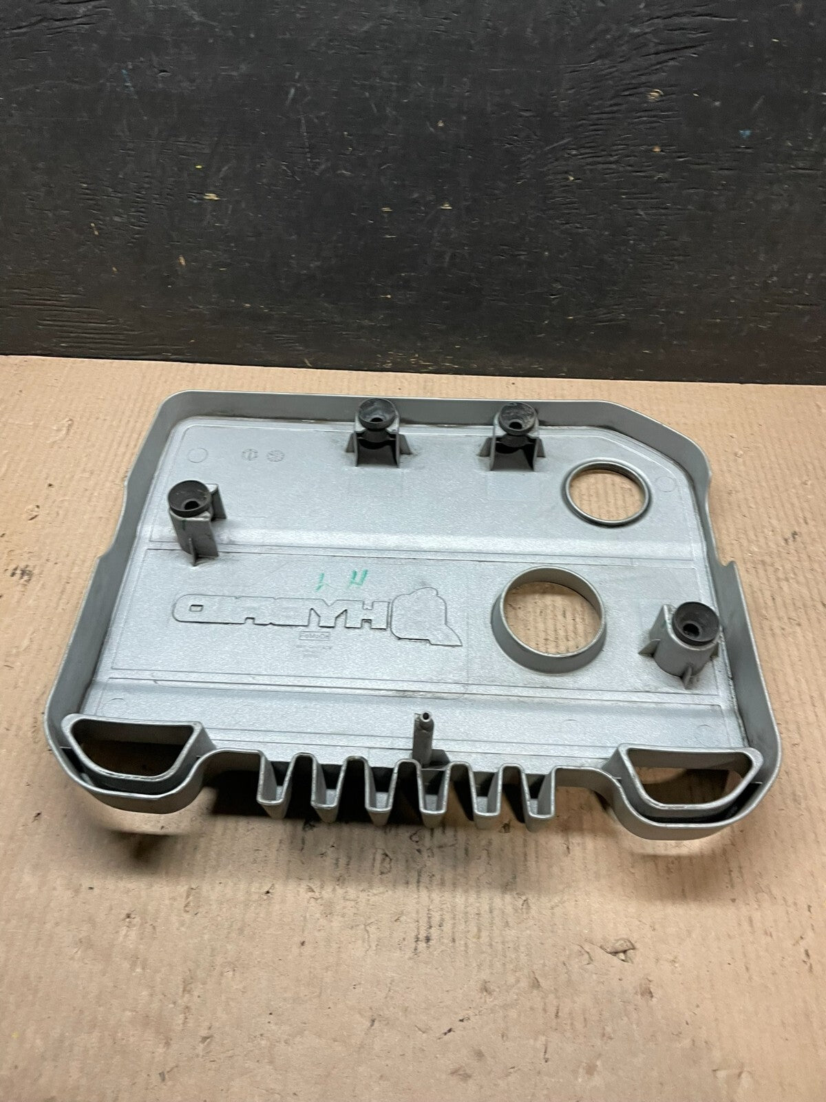 2009 to 2012 Ford Escape Engine Cover 9m6e-6a949-adw J3593 PS4