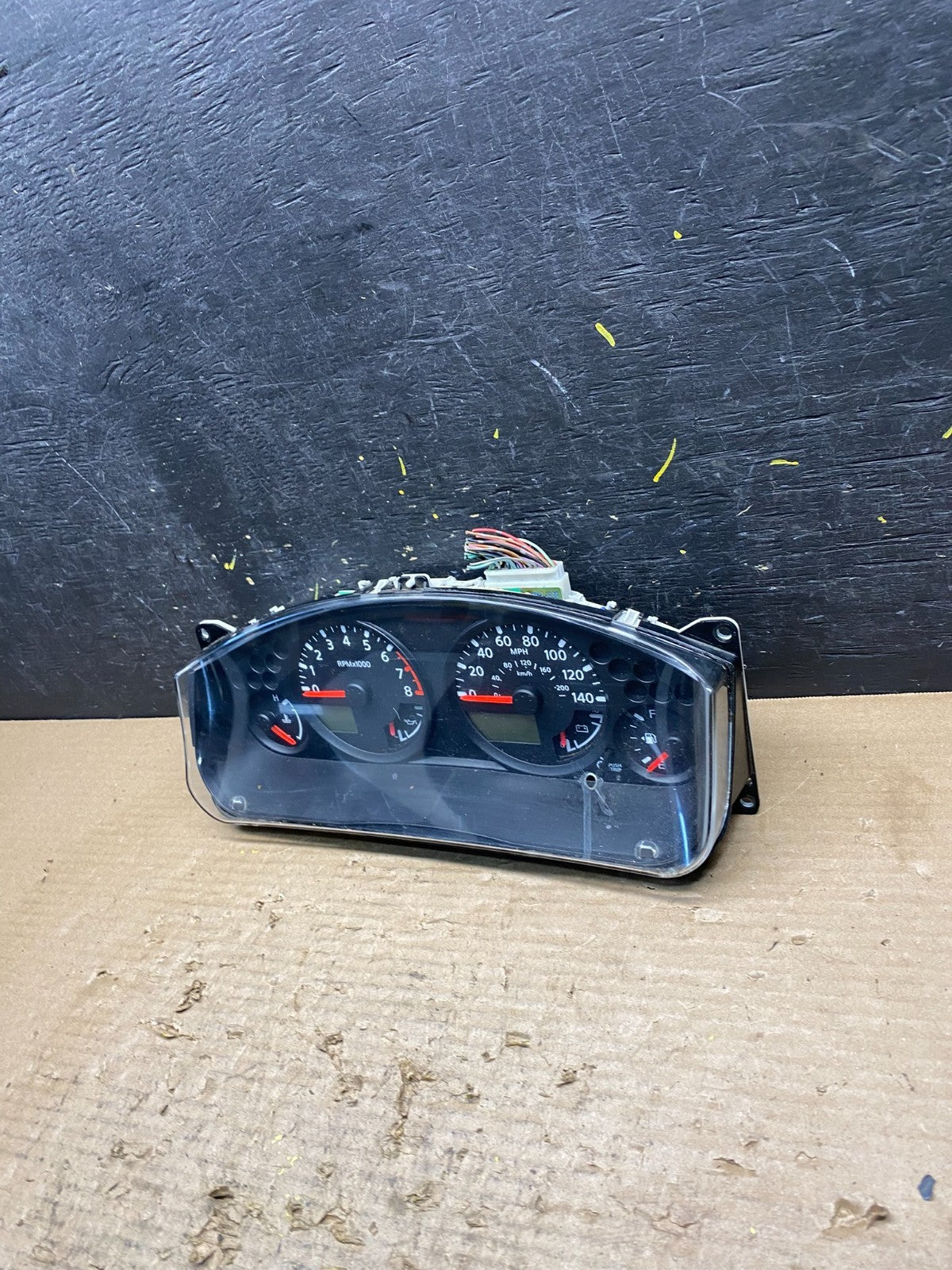 2006 - 2007 Nissan Pathfinder Xterra Cluster Speedometer Instrument OEM S6300 DG1