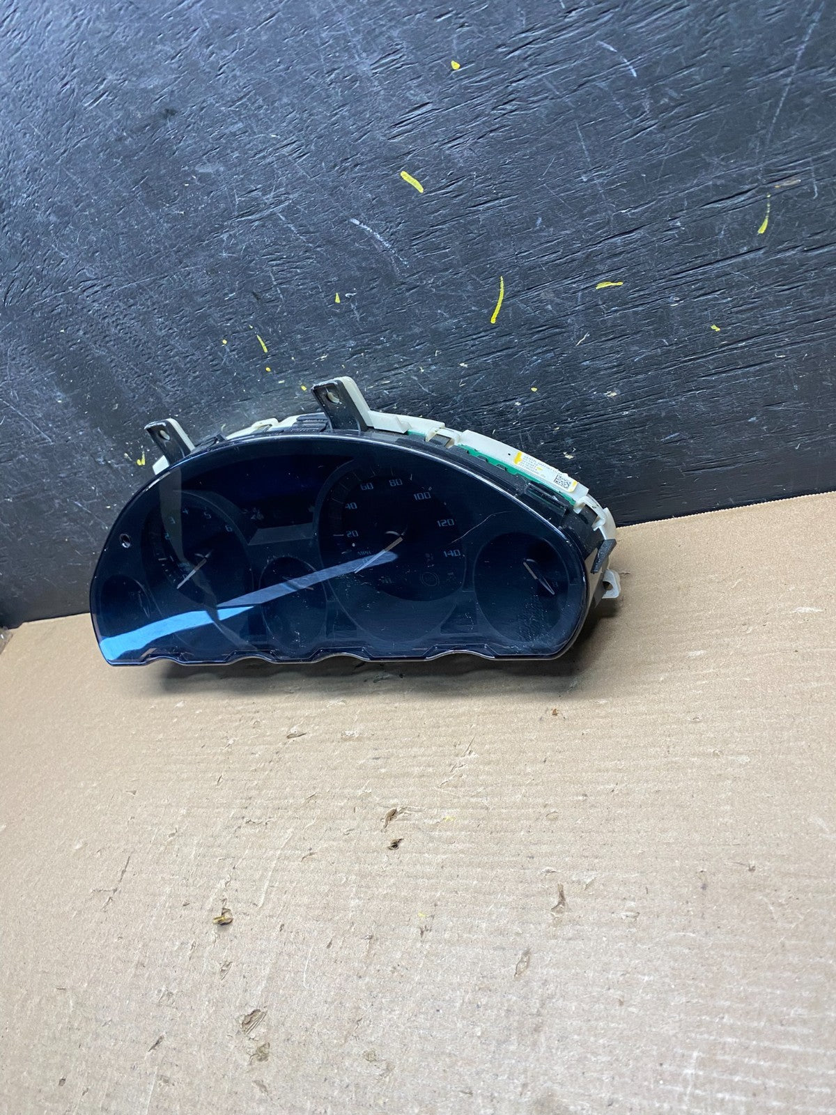 2008 to 2012 Buick Enclave Instrument Gauge Cluster Speedometer S6613 DG1