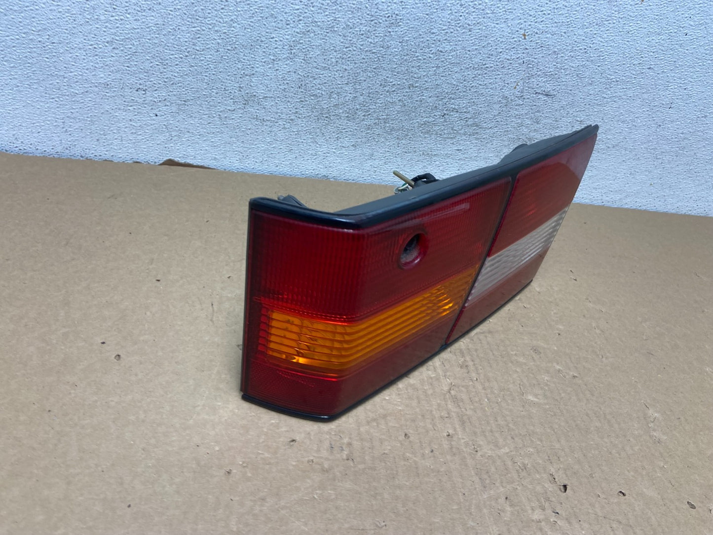 1997 1998 1999 Lexus ES300 Right Passenger Side Tail Light Inner AF7364 DW2