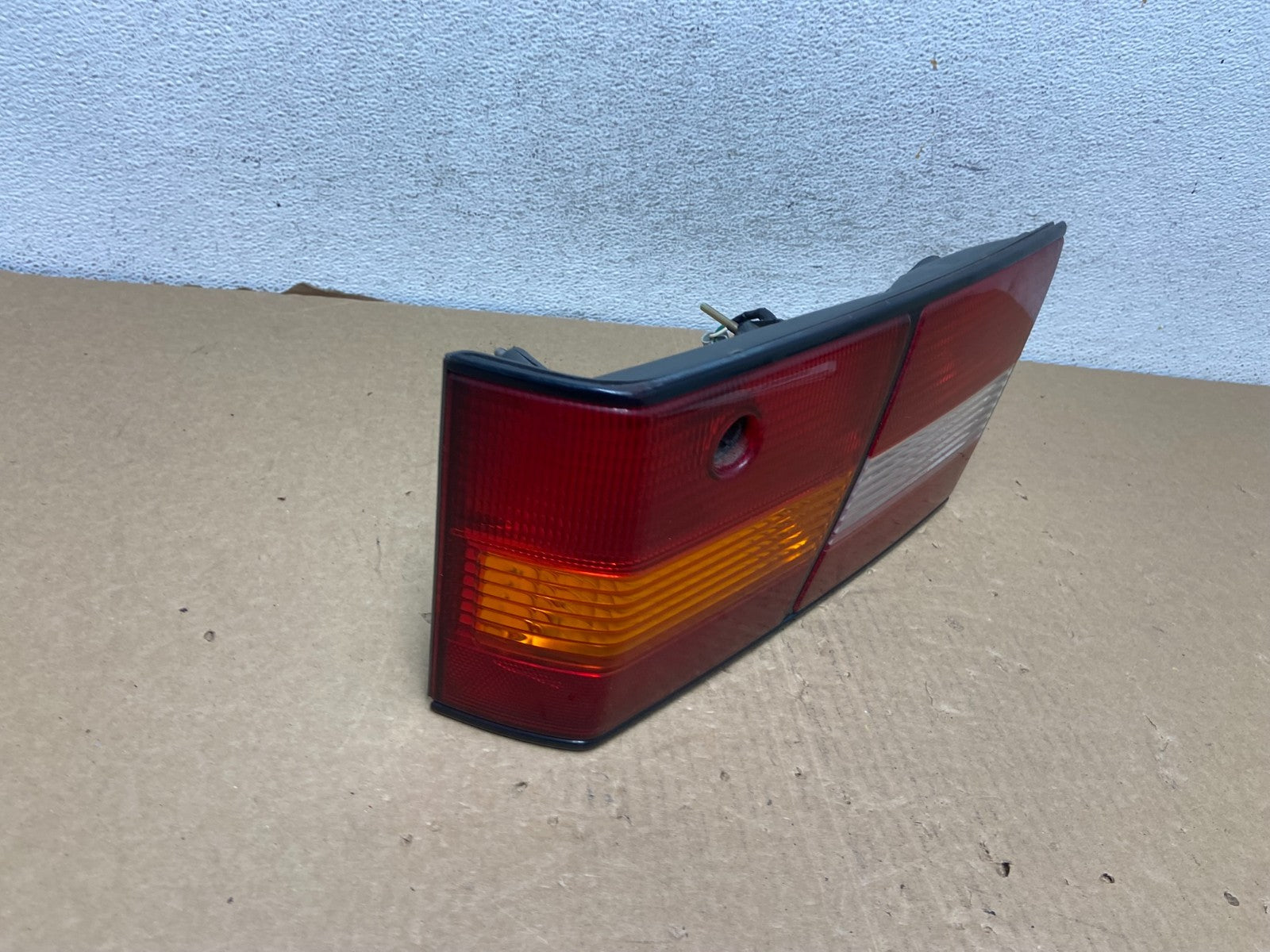 1997 1998 1999 Lexus ES300 Right Passenger Side Tail Light Inner AF7364 DW2