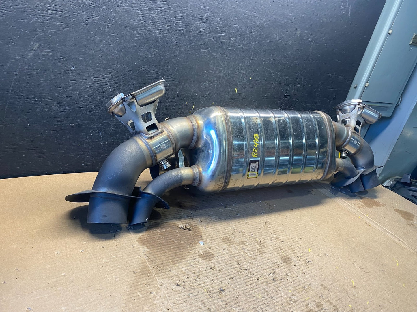 2020 to 2024 Porsche Carrera 911 992 Center Exhaust System Muffler R24731