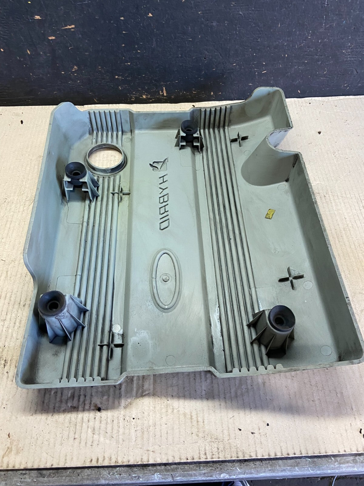 2006 to 2008 Ford Escape Hybrid Engine Motor Cover Oem o7896 DG6