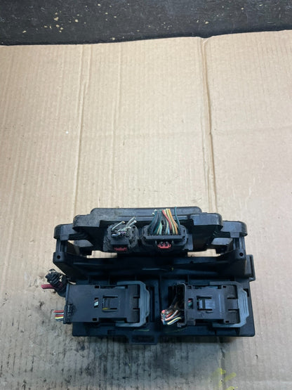 2005 Jeep Grand Cherokee Fuse Box BCM Body Control Module Oem x1047 DG5