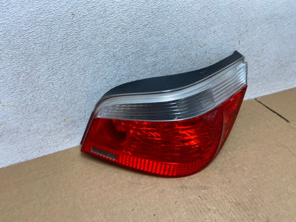 2004 - 2007 BMW 5 Series E60 Right Passenger RH Side Tail Light AI3274 LK2