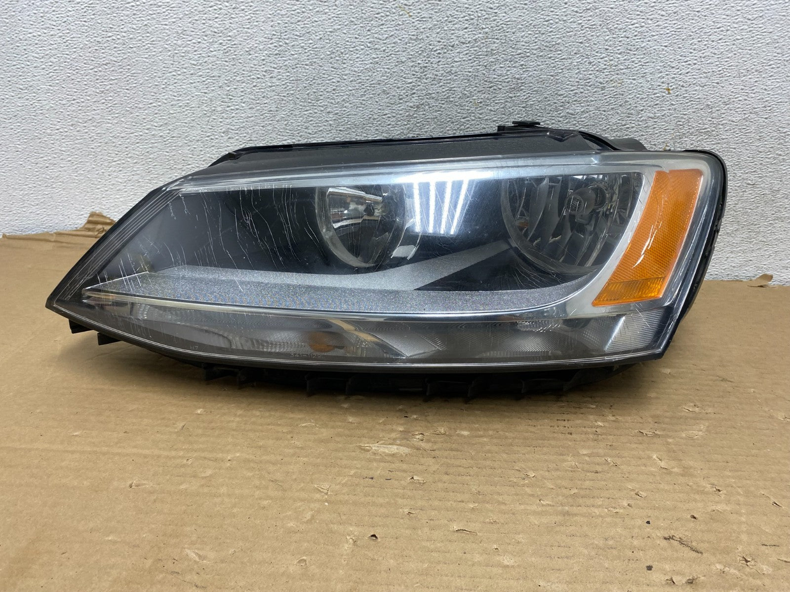 2011 to 2014 Volkswagen Jetta Left Driver LH Headlight Halogen DEPO AG9230 DW0