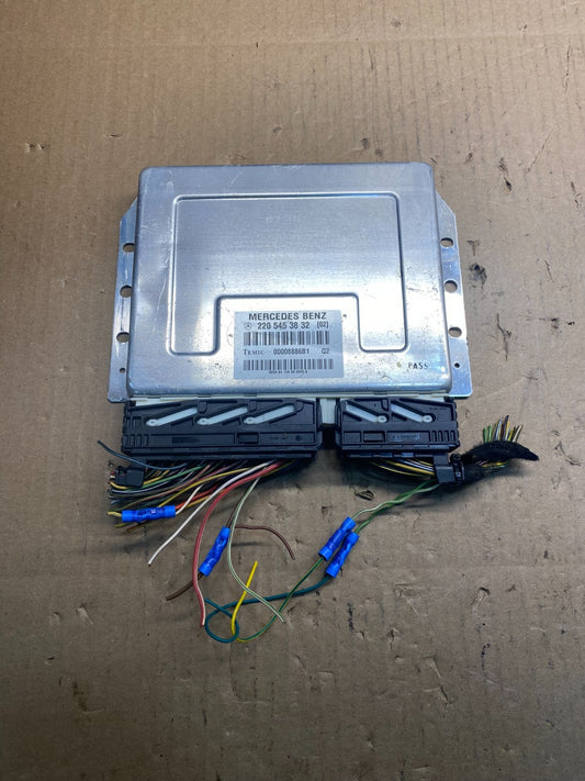 2004 - 2006 Mercedes S430 S500 Suspension Control Unit 220 545 38 32 AC2595 DG0