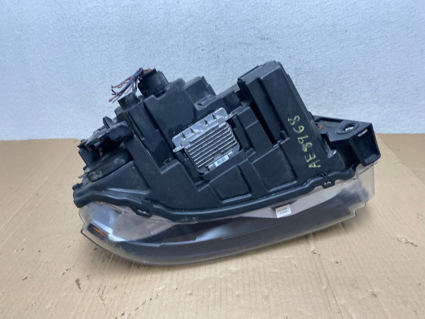 2010-2013 Land Range Rover Sport Left Driver Xenon HID Headlight AE8968 LK6