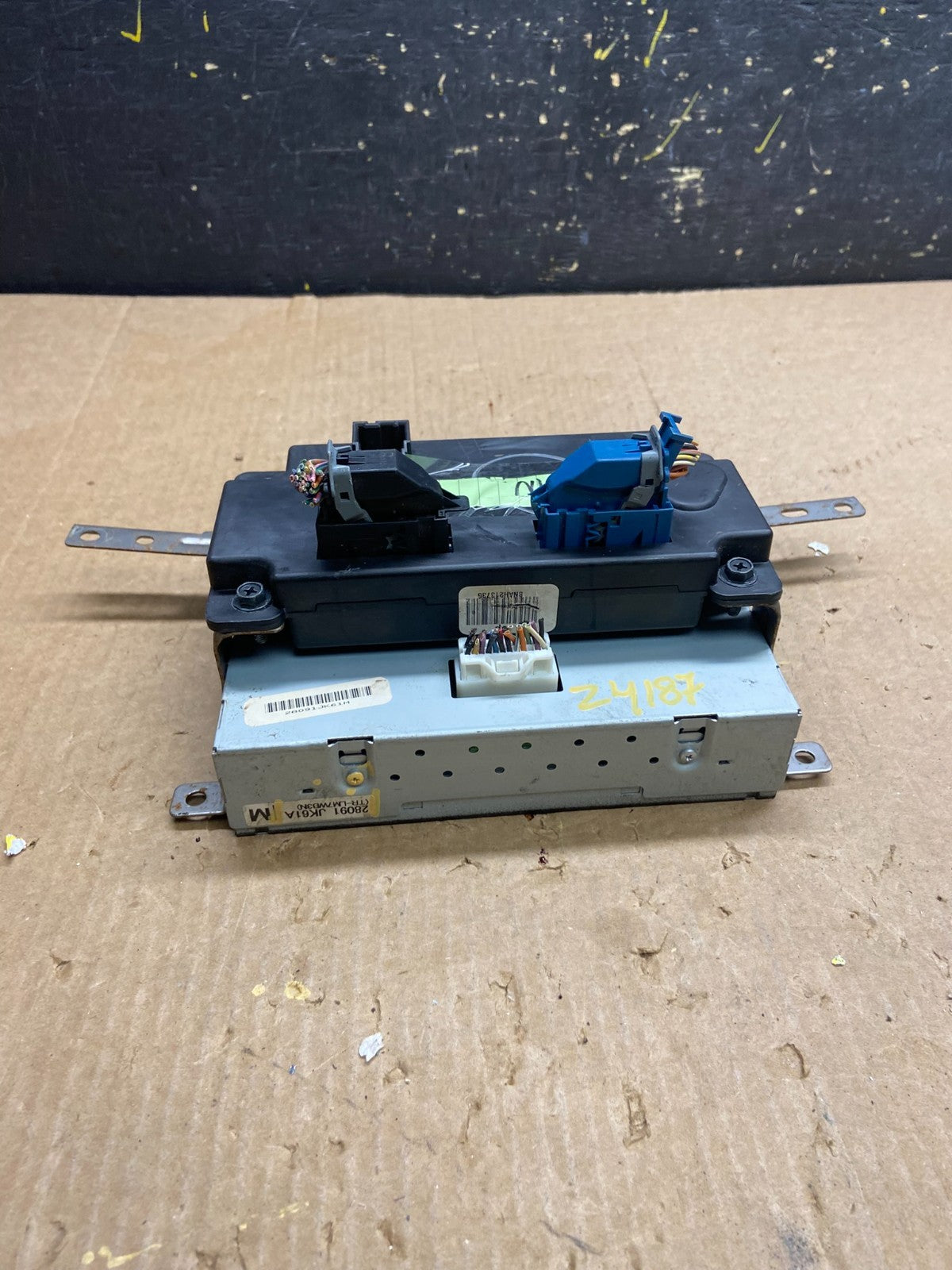 2008 to 2012 Nissan Armada QX56 Display Screen Information Z4187 DG4