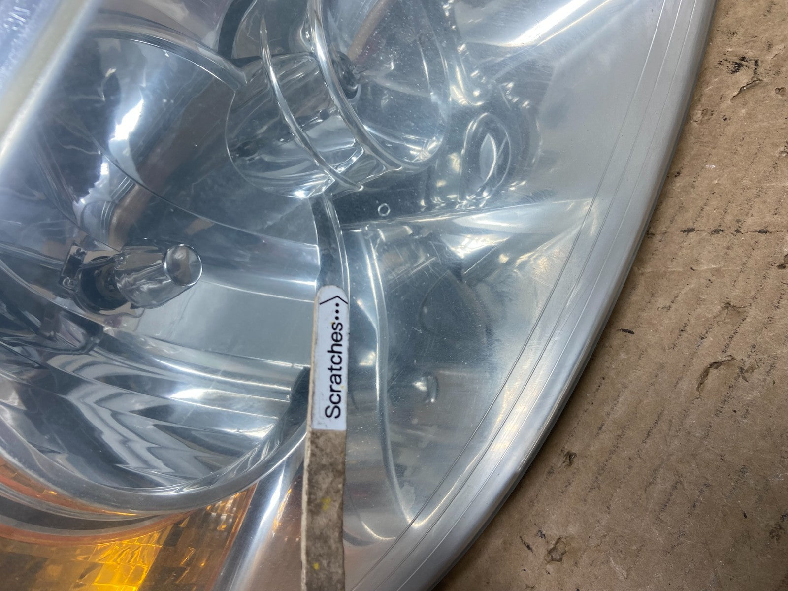 2003 - 2006 Ford Expedition Right Passenger Side Headlight Halogen Oem AB5277 DW3