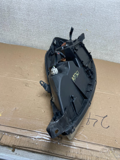 2006 to 2010 Toyota Sienna Right Passenger Rh Side Headlight Halogen AB1361 DW10