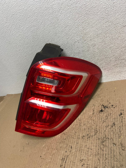 2016 to 2017 Chevrolet Equinox Right Passenger RH Side Tail Light AF7018 LK1