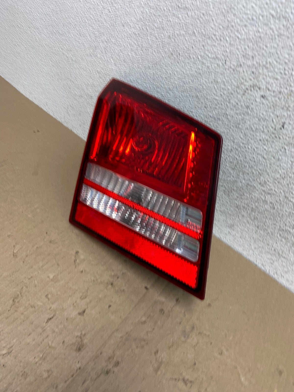 2009 2010 2011 Dodge Journey Left Driver Inner Trunk Lid Tail Light AE9726 LK1