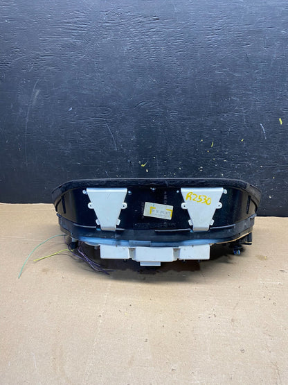 1986-1991 Mercedes W126 E300 Instrument Cluster Speedometer r2530 DG3