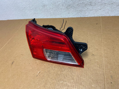 2010-2014 Subaru Outback Left Driver Lh Side Inner Tail Light AD9083 DW1