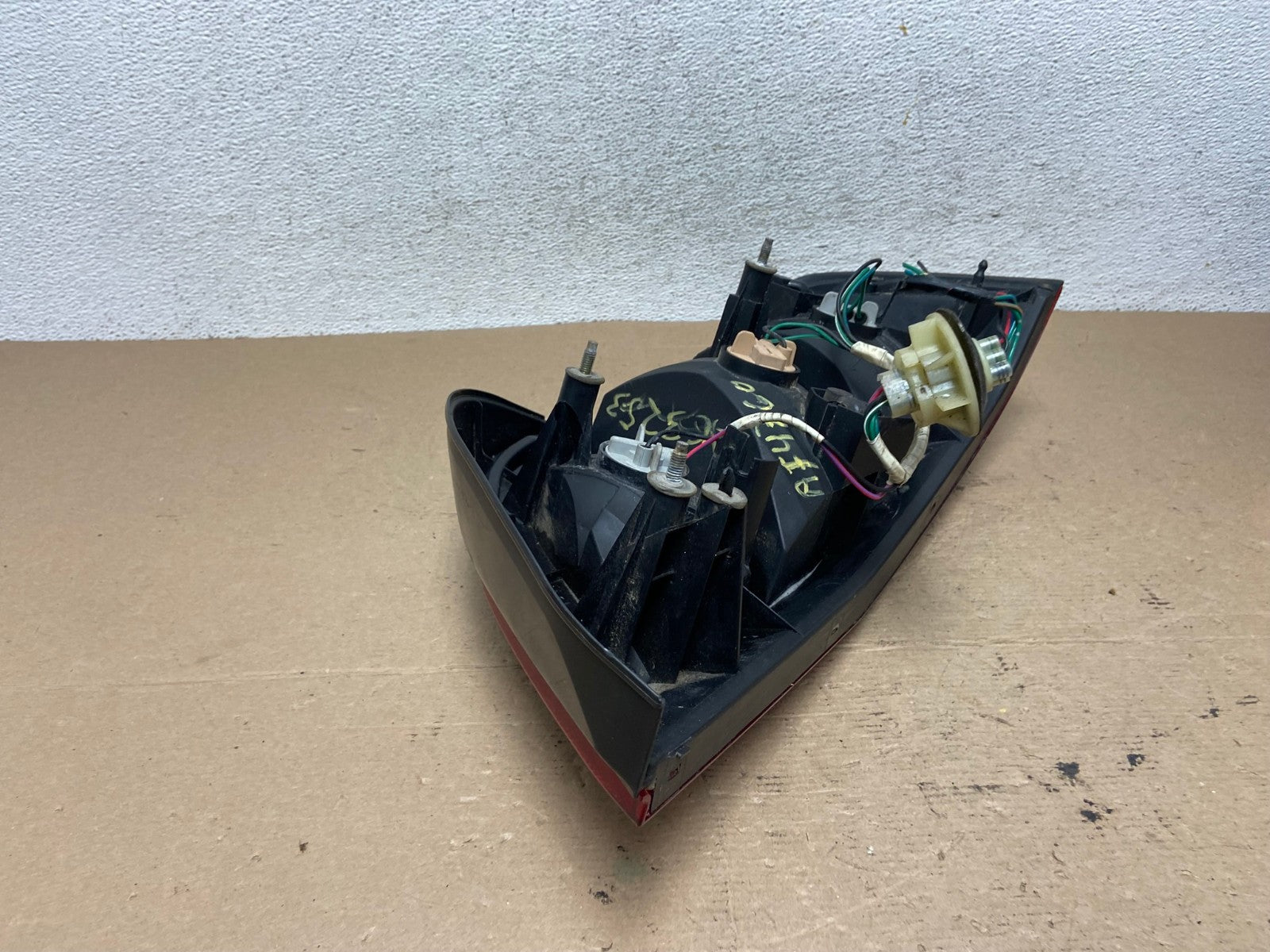 2002 to 2003 Mitsubishi Galant Left Driver LH Side Tail Light AF4760 LK5