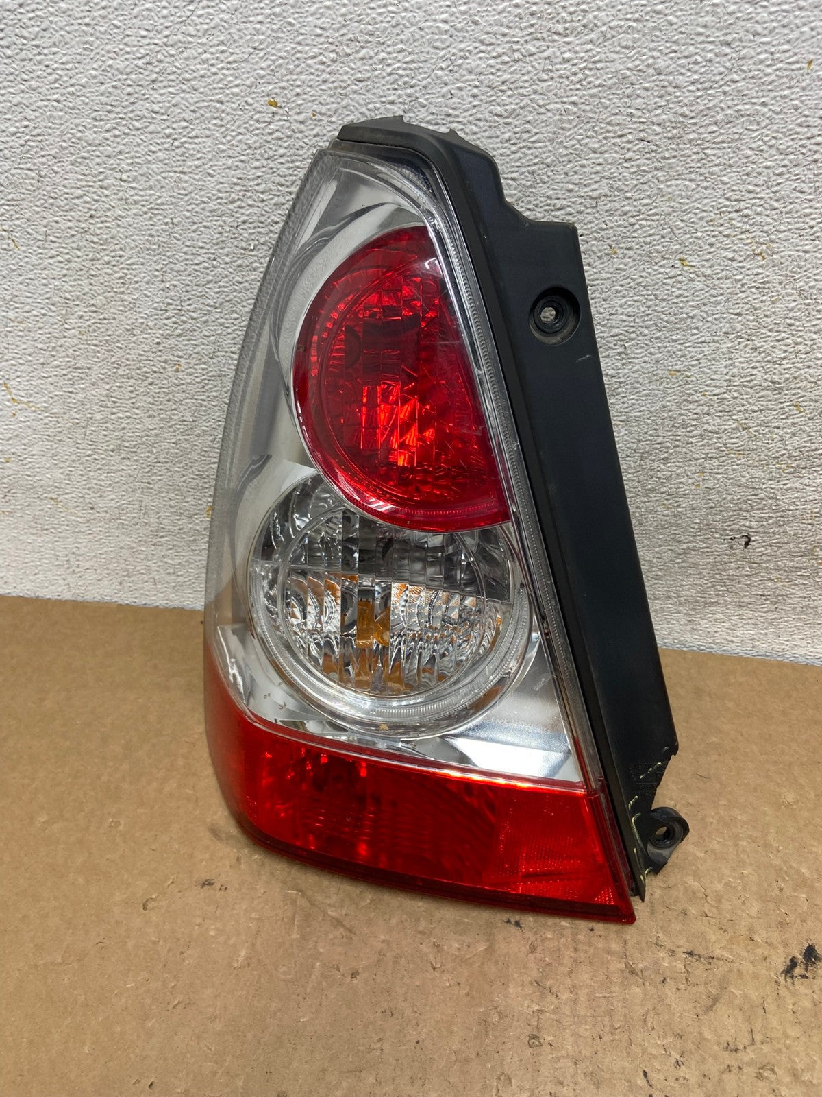 2006 2007 2008 Subaru Forester Left Driver LH Side Tail Light AI3587 LK0