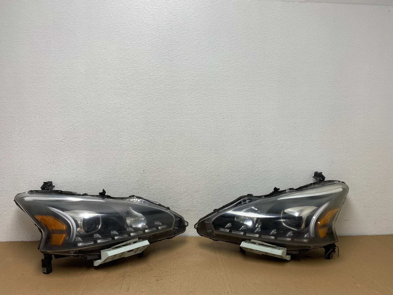 2013 to 2015 Nissan Altima Left+Right Side Set LED Headlights ac5643 DG0