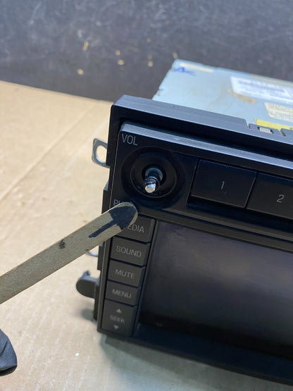 2007 - 2014 Ford Expedition Explorer Radio CD Player Screen Display OE AG3615 DG1
