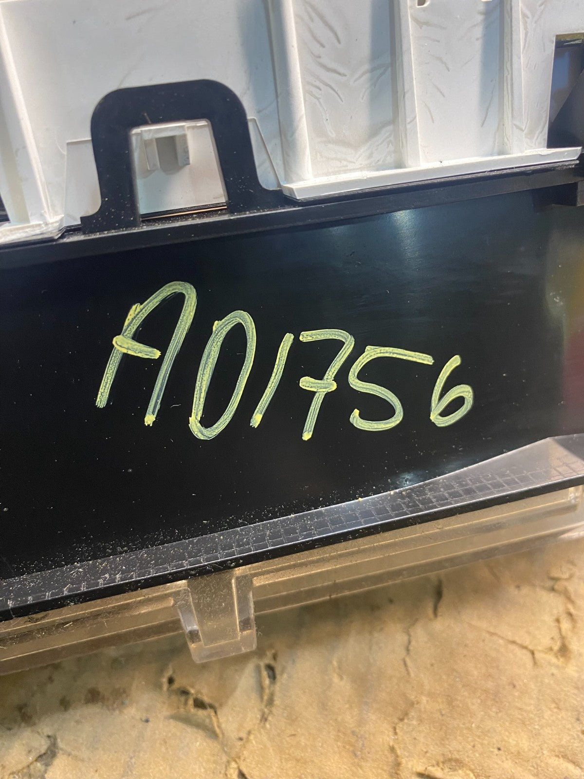 2006 Ford E350 Gauge Speedometer Cluster ad1756 DG6