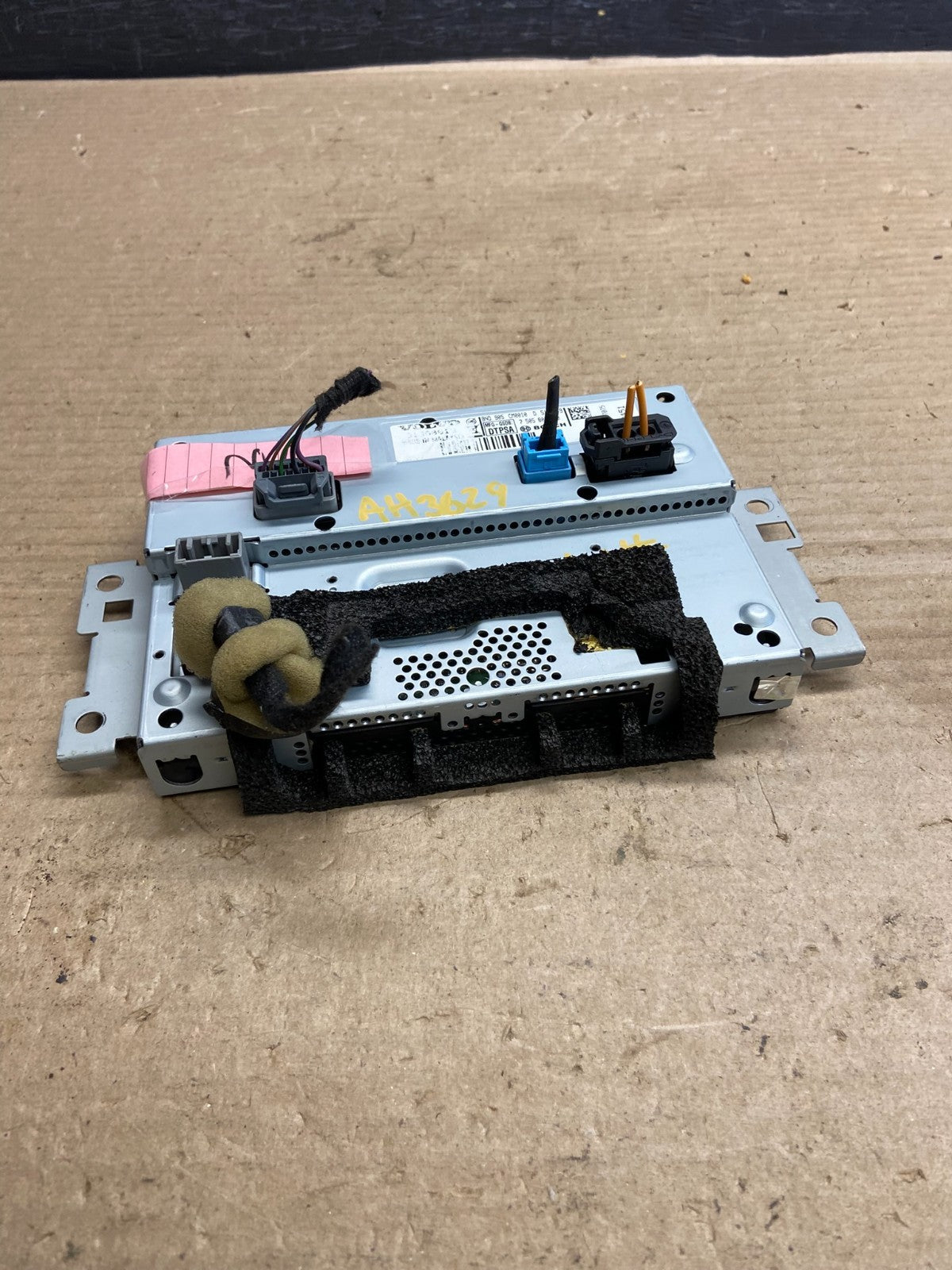 2011 to 2018 VOLVO S60 V60 Information Display Screen 313508135