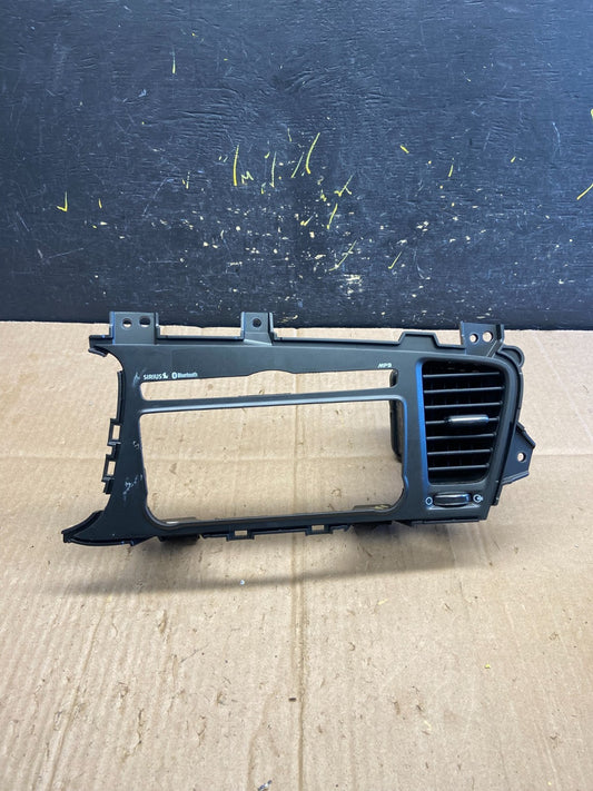 2011 2012 2013 Kia Optima Front  Dash Radio Bezel Trim Air Vent OEM aa8054 DG0