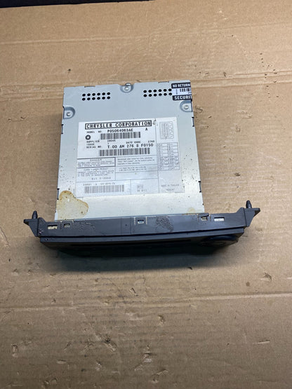 2008 to 2012 Chrysler Town Country DVD Player Receiver AD4960 DG3