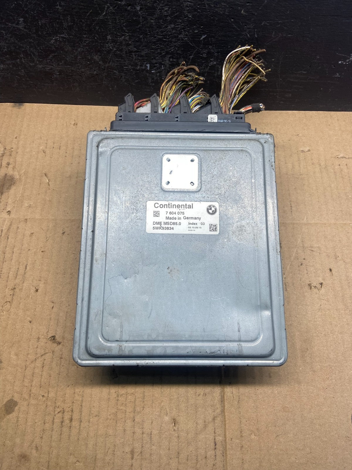 2009 to 2012 Bmw 550i 650i 750i Engine Computer ECU Control Module ECM ad1827 DG0