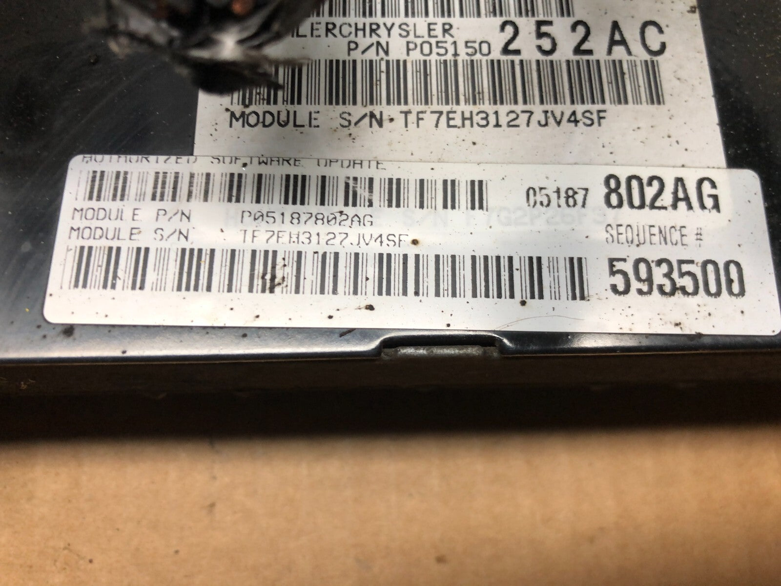 2008 Chrysler Caravan Town & Country 3.8L Engine Control ECU p05187802 G3136 PS2