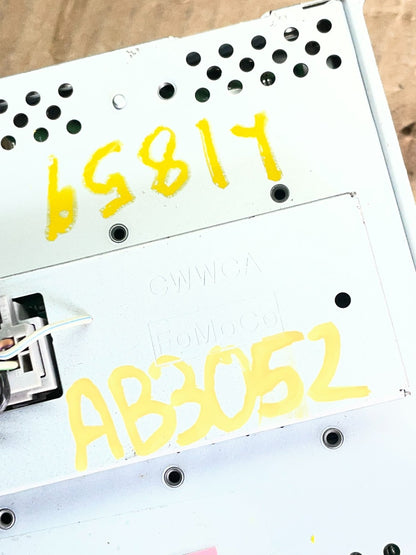 2013 2014 2015 Lincoln Mkt Navigation Radio Display Screen Module AB3052 DG7