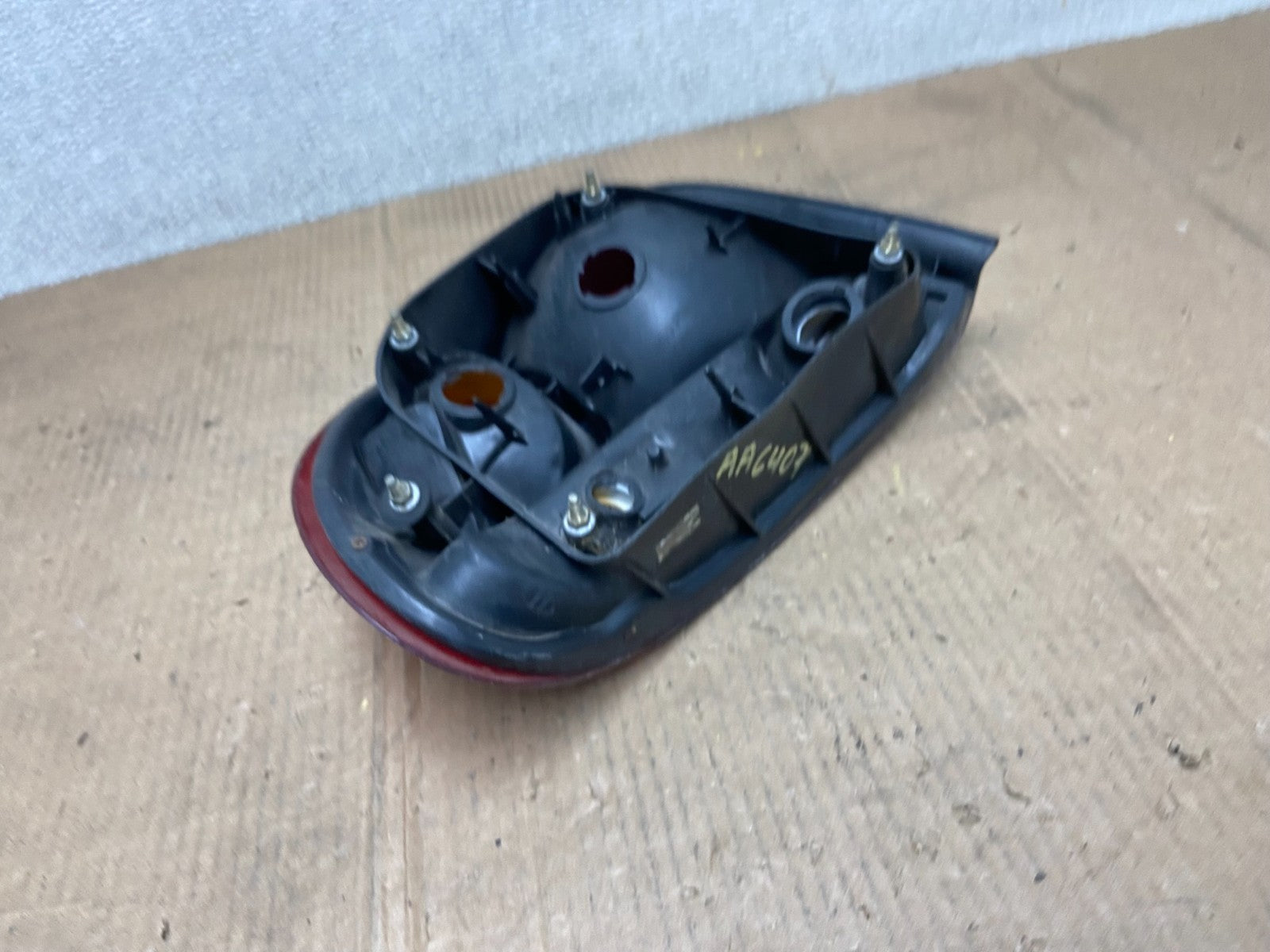 1996 to 1998 Hyundai Accent Right Passenger Side Tail Light 92402-22210 AA64075