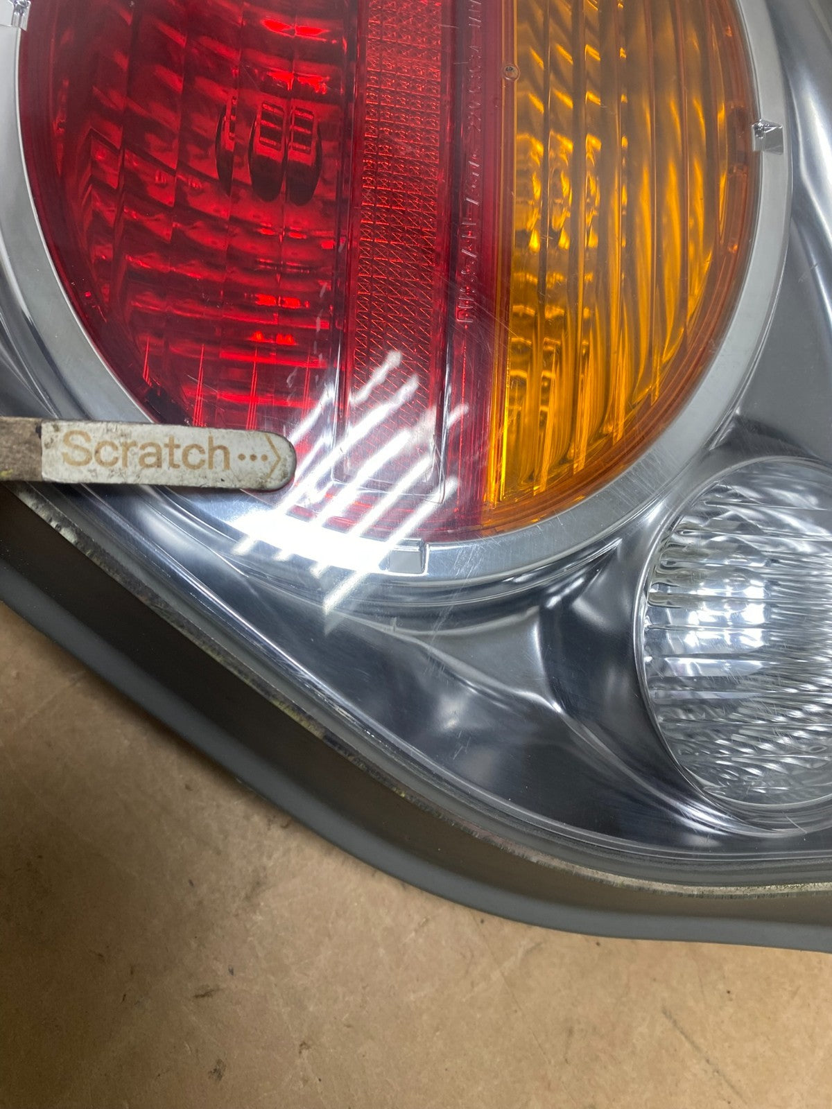 2002 2003 Nissan Maxima Right Passenger RH Side Tail Light X5091 DW3