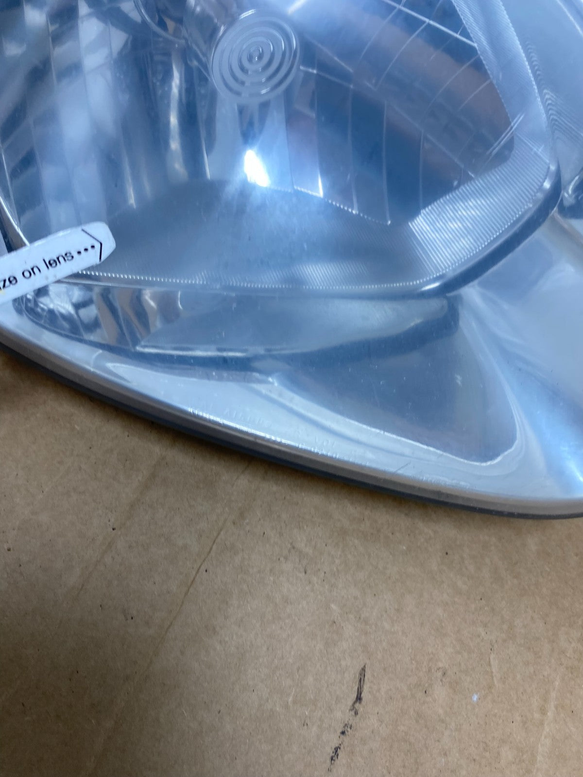 2006 to 2011 Hyundai Accent Sedan Left+Right Halogen Headlights AD5282 DW6