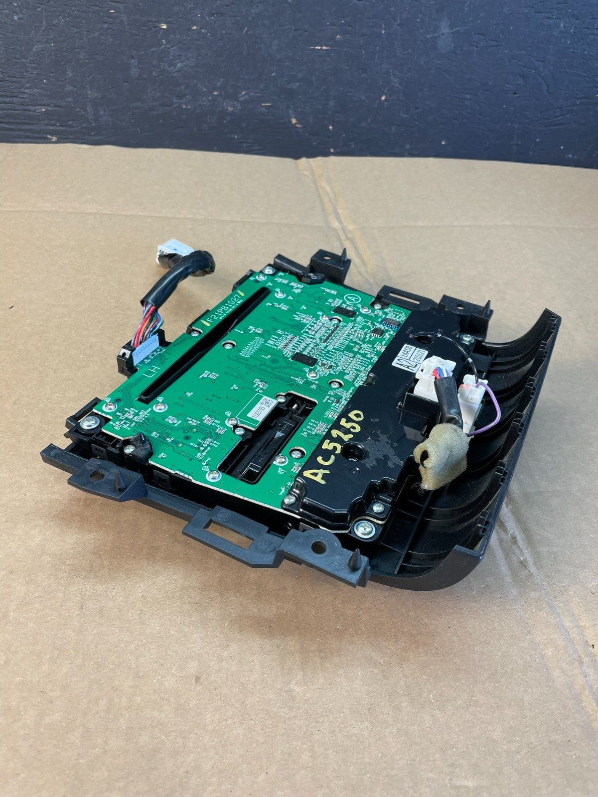 2011 - 2014 Nissan Murano AM FM Radio CD Climate Control Panel AC5250 DG5