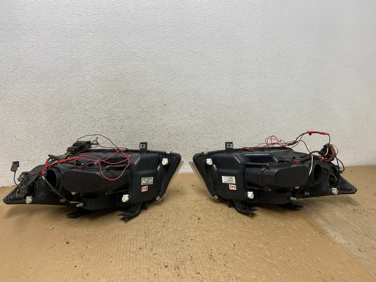 2006 to 2008 BMW 3-Series Sedan E90 Left+Right Set Side LED Headlights AH2912 DW8