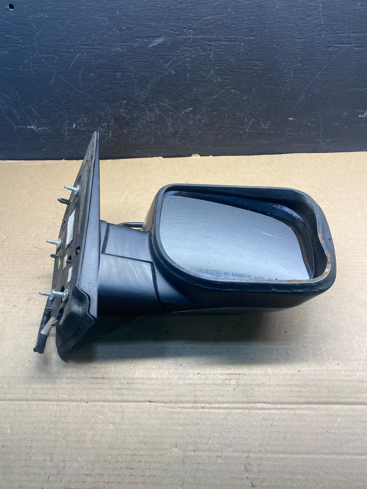 2004 to 2015 Nissan Armada Right Passenger Door Mirror AC4530 DW3
