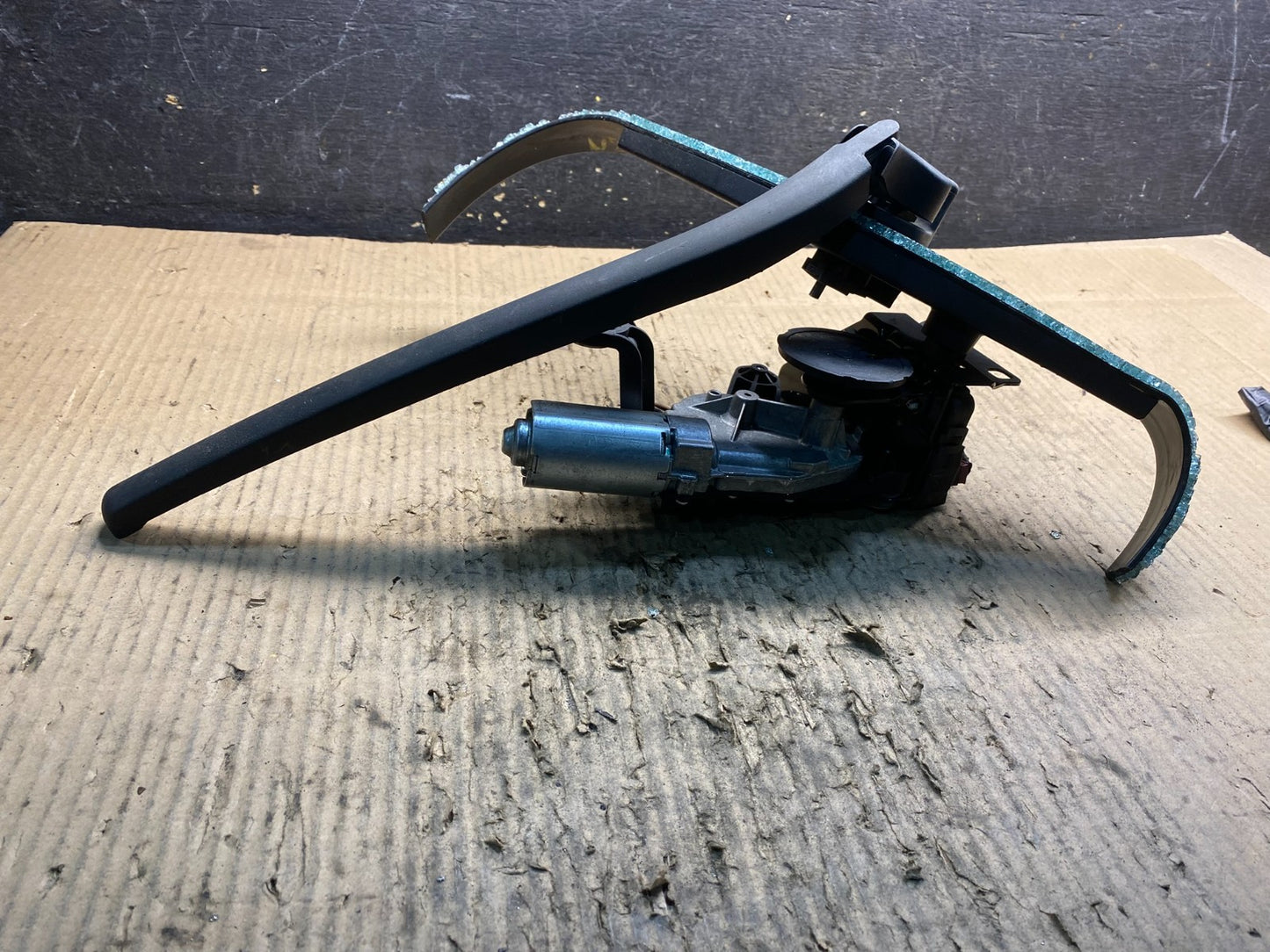 2006 BMW E61 535XI 530XI 528i Wagon Rear Hatch Window Glass Wiper Motor Y1501 DG1