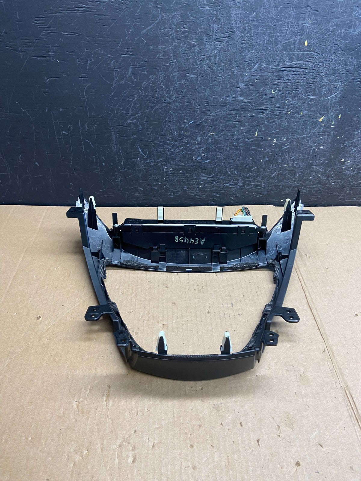 2011-2013 Hyundai Elantra Dash Radio Bezel Clock Display Trim AE4458 DG4