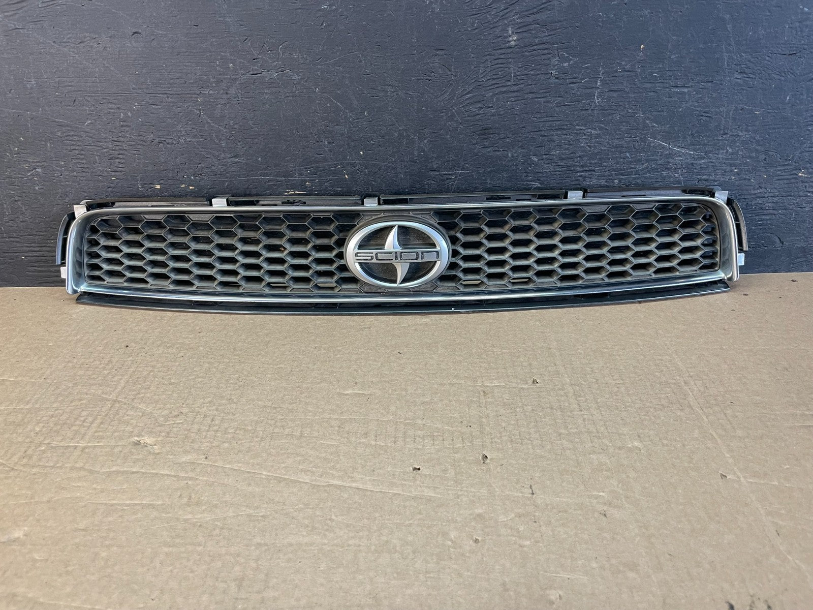 2005 to 2010 Scion TC Front Upper Grill Grille AF5280 DG0