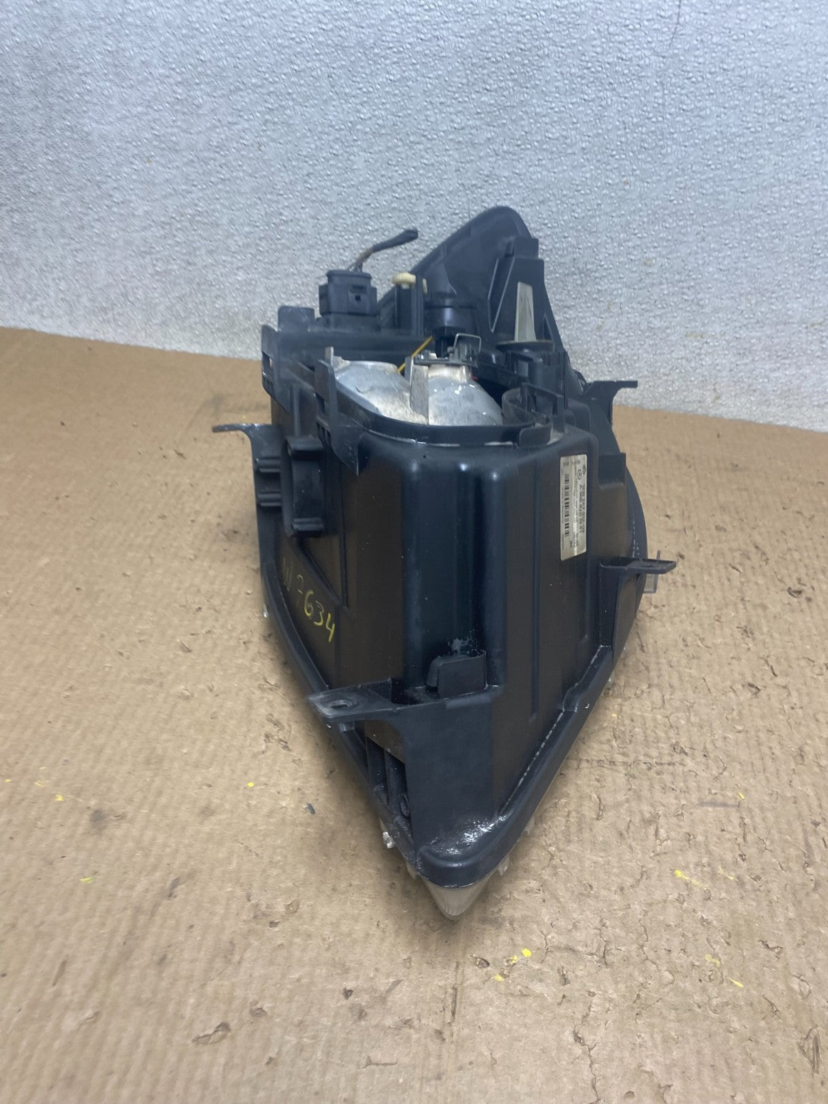 2007 to 2013 Mercedes Sprinter Headlight Left Driver Side Halogen Oem W7634 DW7