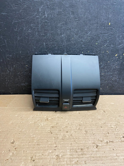 2007 to 2011 Honda CRV CR-V Front Center Panel Clock Air Vent ag8557 DG0