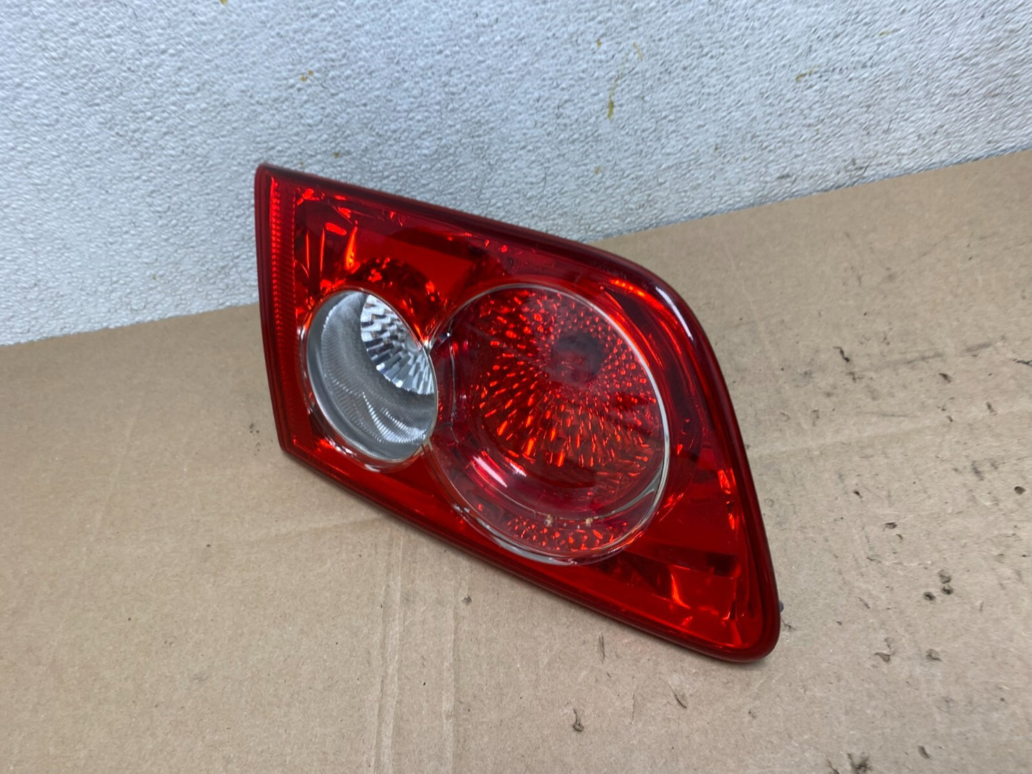 2006-2008 Mazda 6 Left Driver Lh Side Tail Light Inner J9800 DW1