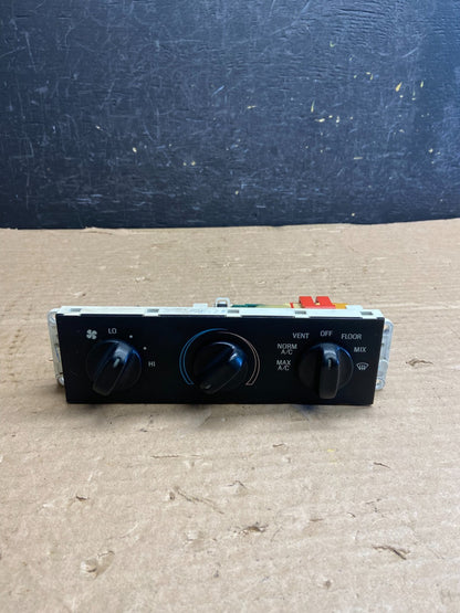 1998 to 2011 Ford Crown Victoria Marquis A/C Heater Climate Control AF2578 DG0