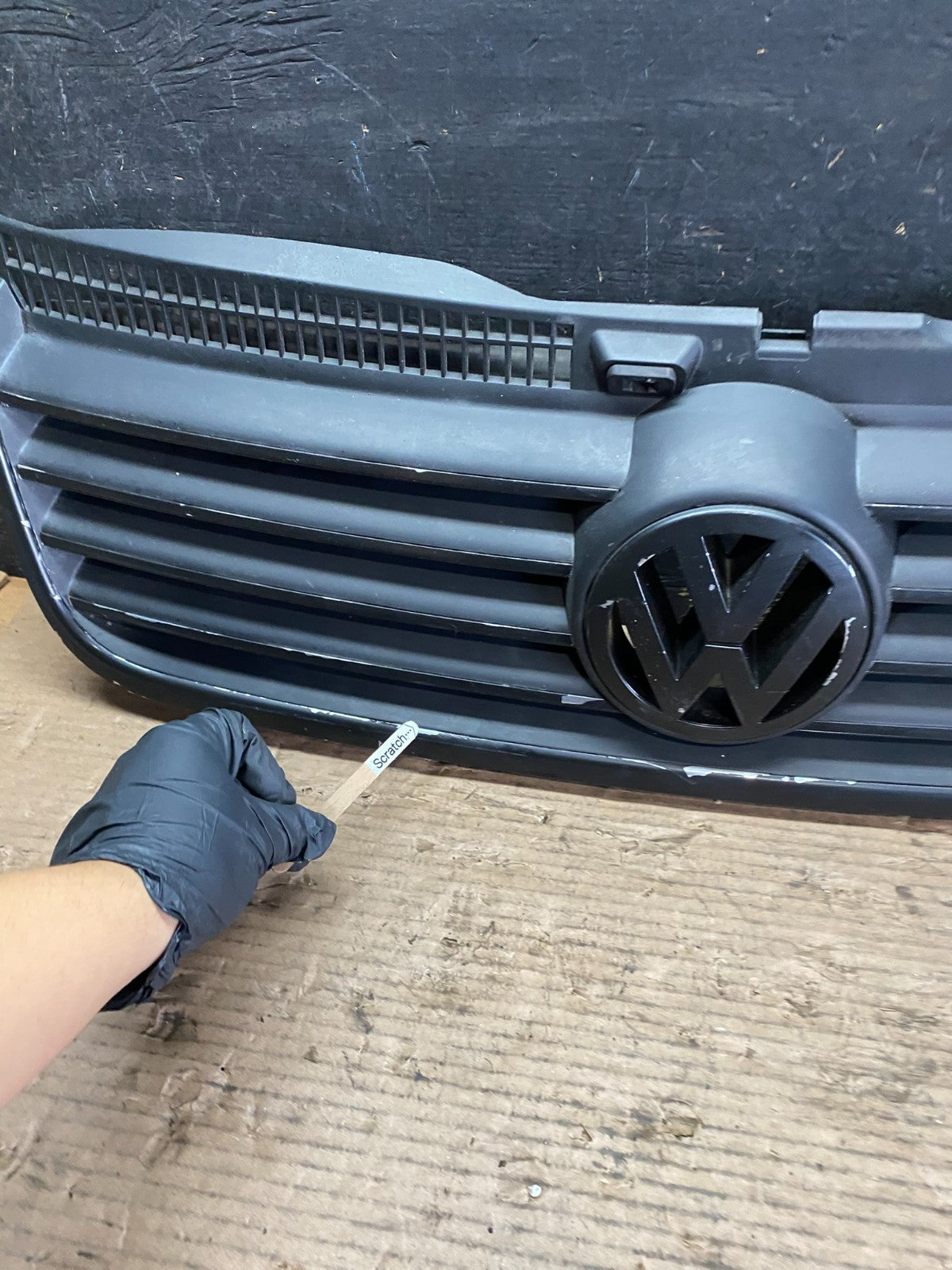 2001 to 2005 Volkswagen Passat Front Upper Grill Grille Oem s5736 DG5