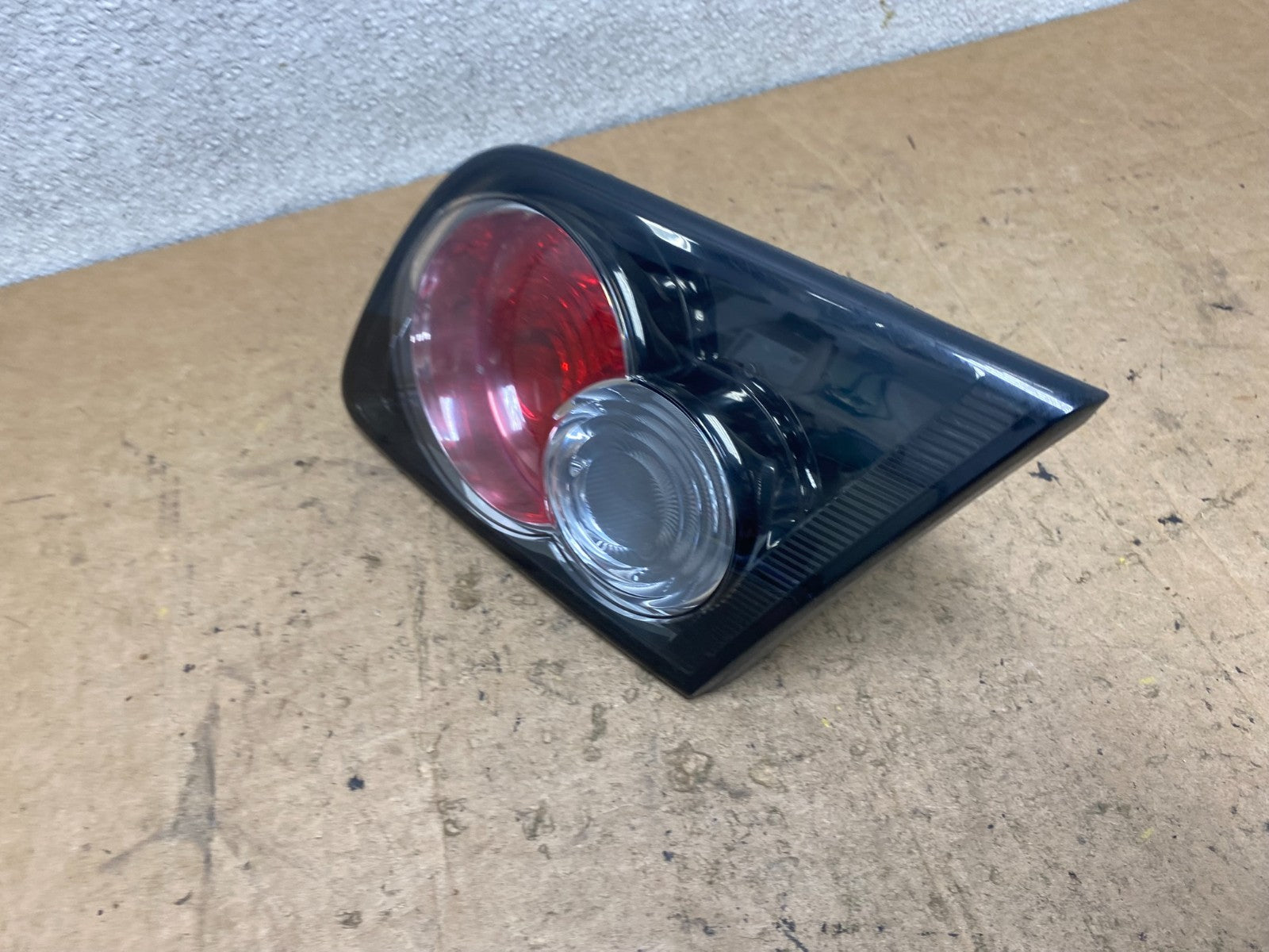 2006-2008 Mazda Speed 6 Right Passenger Side Tail Light Inner OEM T5280 DW2