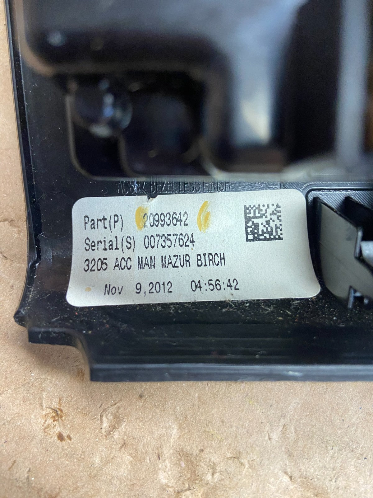 2013 to 2017 Chevrolet Traverse Radio Bezel Ac Heater Climate Control AG8539 DG5