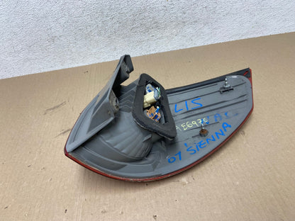 2006 to 2010 Toyota Sienna Left Driver LH Side Tail Light AE6976 LK6