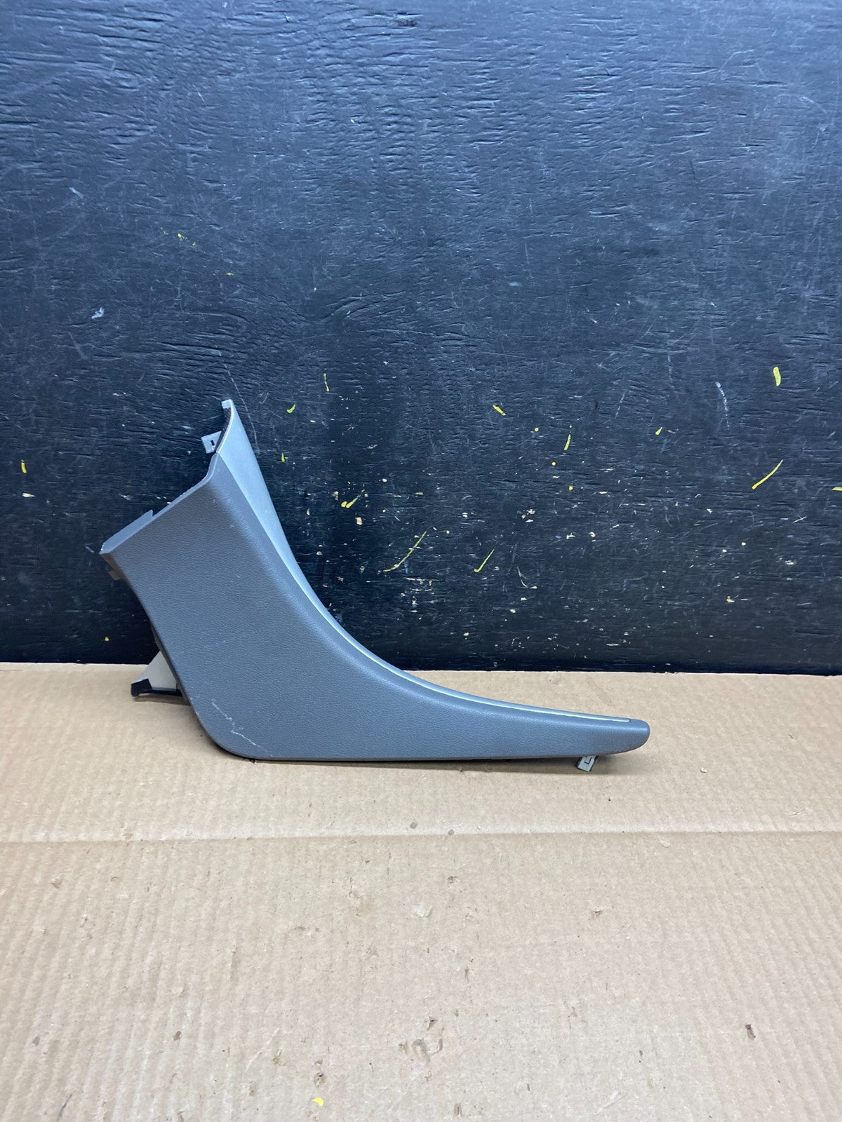 2011-2014 Hyundai Sonata Center Console Upper Left Trim Molding Bezel U6022 DG0